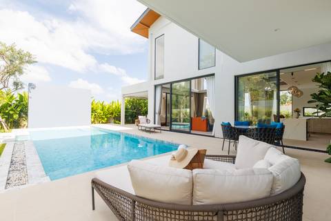 Poolside lounge